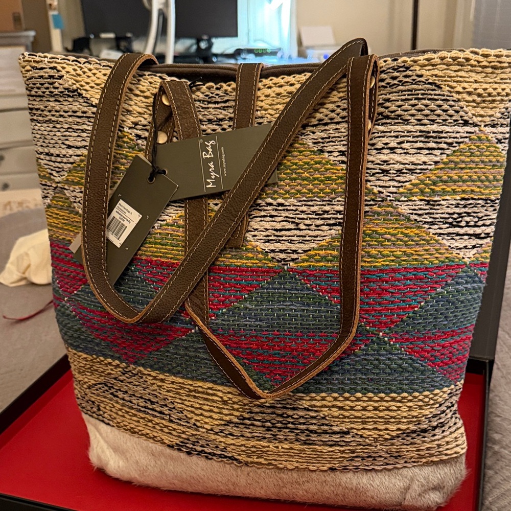 Myra Bag Colorful Woven Tote with a Vintage Spirit - Picture 1 of 15